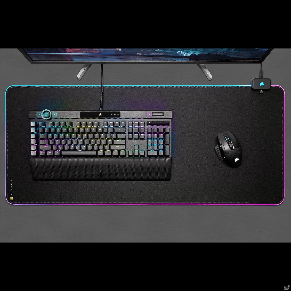 RGBライティング対応の特大ゲーミングマウスパッド「CORSAIR MM700 RGB」が3月13日に発売！の画像1