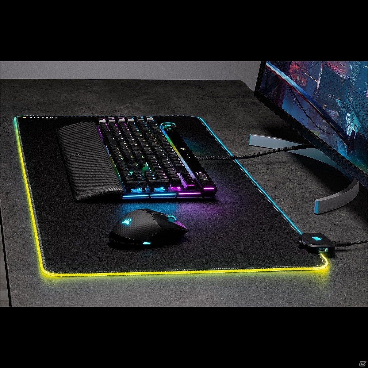 RGBライティング対応の特大ゲーミングマウスパッド「CORSAIR MM700 RGB」が3月13日に発売！の画像4