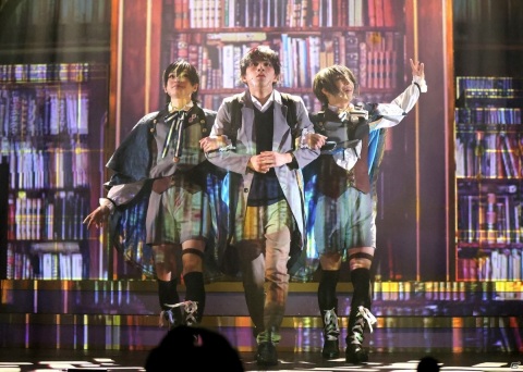 舞台「魔法使いの約束」が本日開幕！舞台写真とキャスト・演出家のコメントが公開の画像4