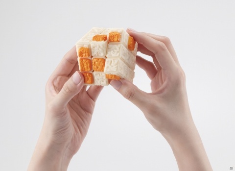 赤いきつねがルービックキューブになって登場！？「赤いきつねきゅーぶ」が5月下旬に発売の画像2
