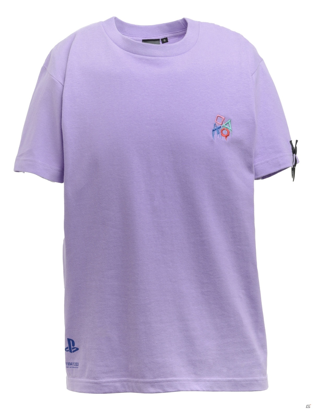 PlayStationの公式ライセンスグラフィックアートデザインTシャツが5月28日に発売！スプレーアートと90'sテイストの2デザインの画像21