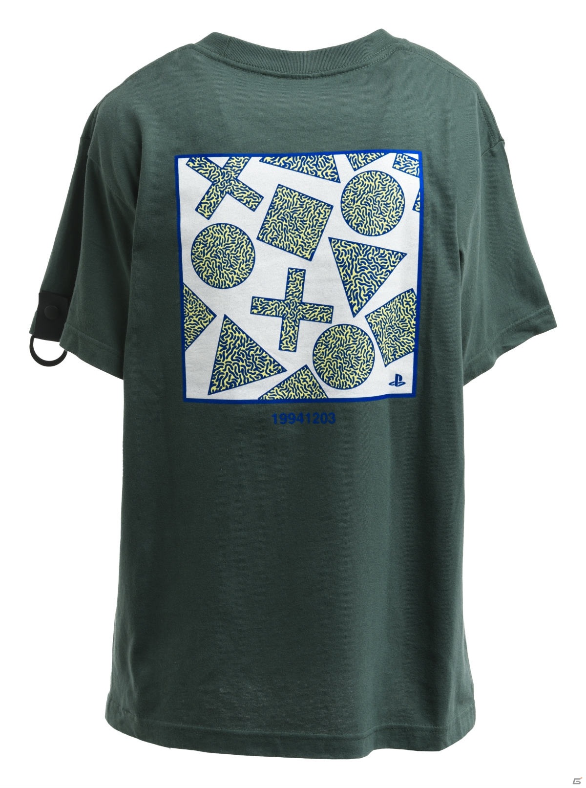 PlayStationの公式ライセンスグラフィックアートデザインTシャツが5月28日に発売！スプレーアートと90'sテイストの2デザインの画像29