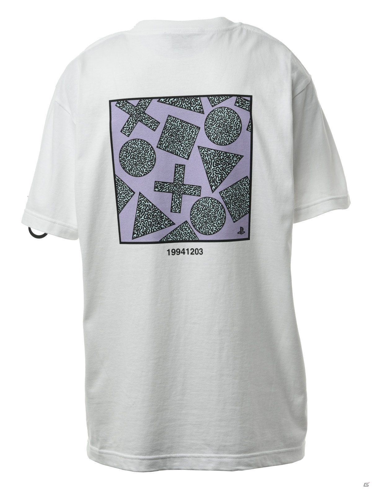 PlayStationの公式ライセンスグラフィックアートデザインTシャツが5月28日に発売！スプレーアートと90'sテイストの2デザインの画像33