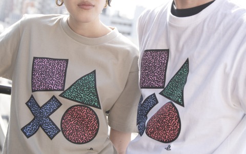 PlayStationの公式ライセンスグラフィックアートデザインTシャツが5月28日に発売！スプレーアートと90'sテイストの2デザイン