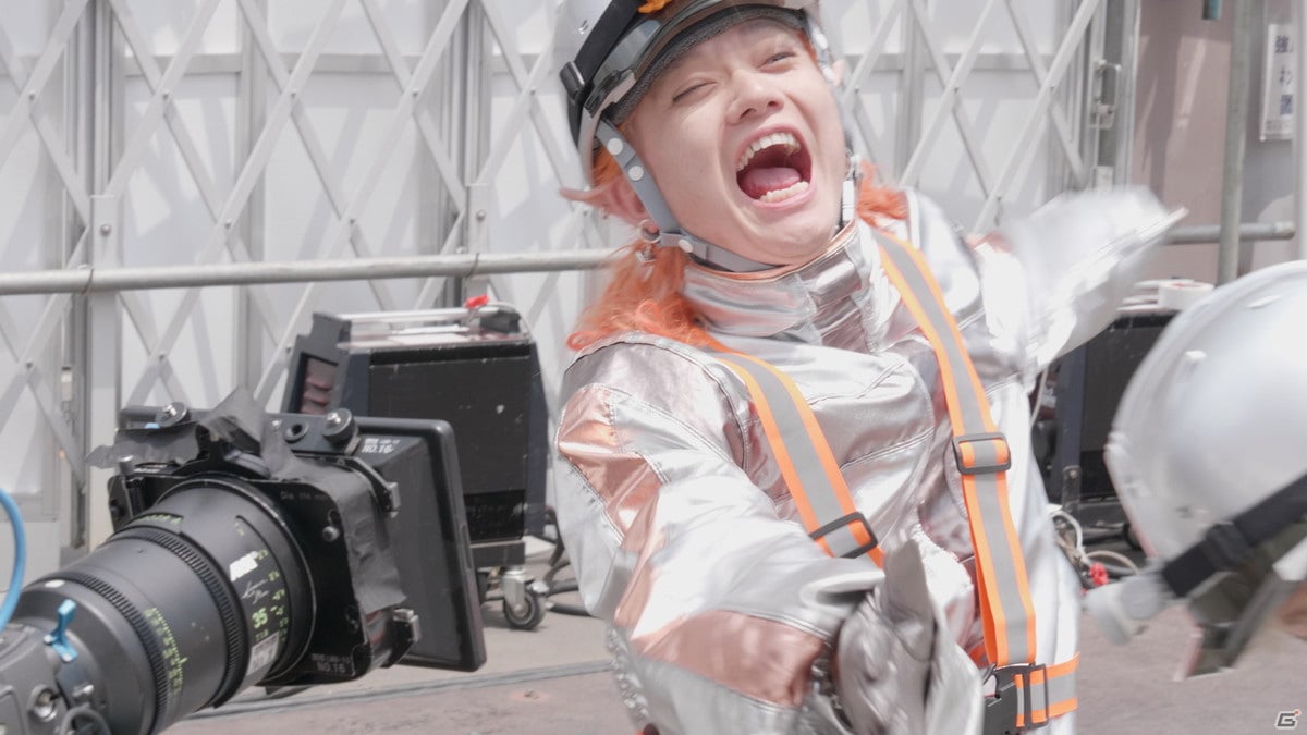 「モンスターストライク」満島真之介さんらが扮する宇宙人4人組がスマホを求めてアルバイト！TVCM「アルバイト」篇が公開の画像31