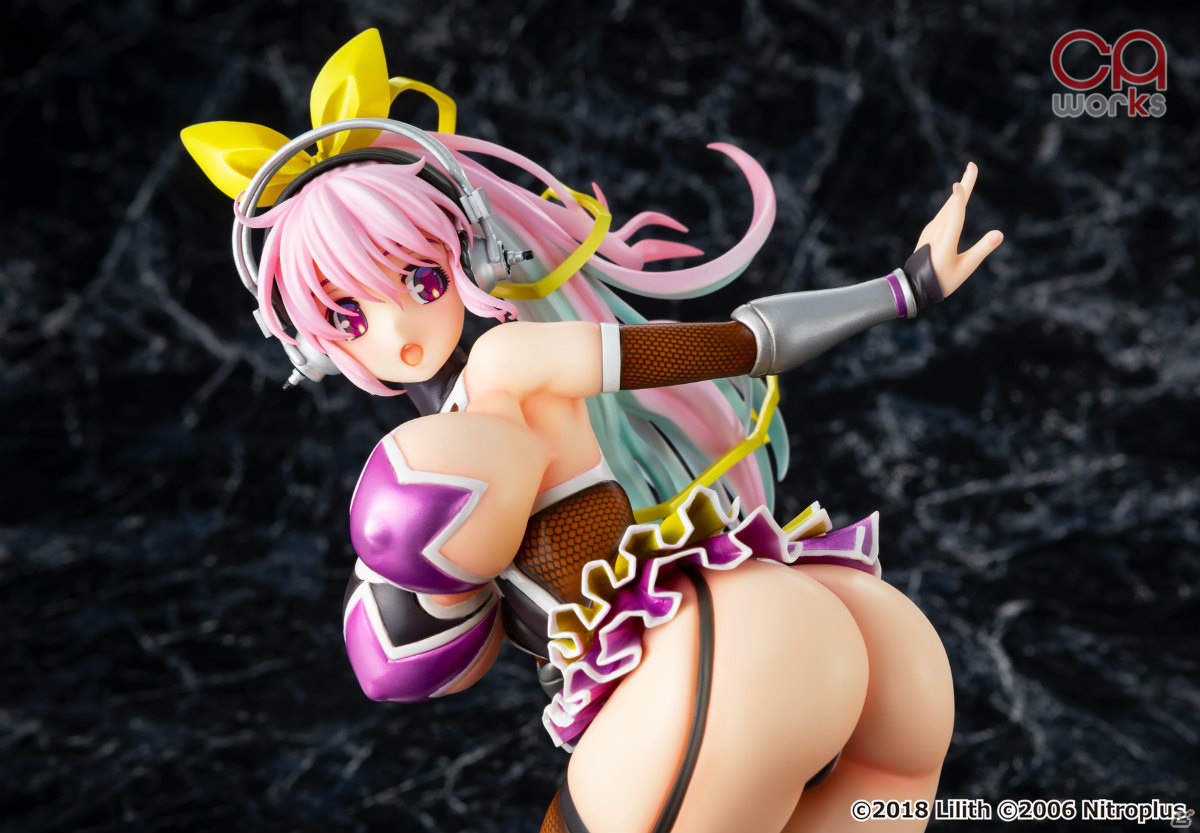 「対魔忍RPG×すーぱーそに子」対魔忍姿のすーぱーそに子が1/7スケールフィギュアで登場！B2タペストリー付きの特装版もの画像6