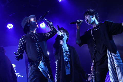 ブラスタ全国ツアー「BLACK TOUR」5公演をまとめてレポート――生バンドからチーム間コラボまでライブならではの編成もの画像28