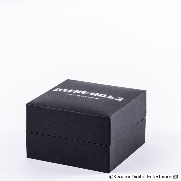 SuperGroupiesと「サイレントヒル2」がコラボ！三角頭をイメージした時計やアウターが登場の画像14