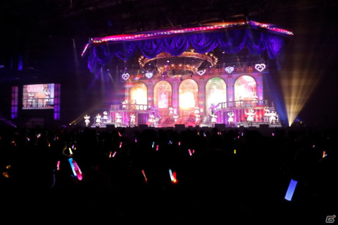アイドルたちがおとぎ話を紡ぎ出した「アイドルマスター シンデレラガールズ」10周年ツアー福岡公演DAY1レポートの画像3