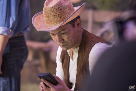 「ウォーキング・デッド：サバイバー」劇団ひとりさんと狩野英孝さんが出演するTVCM「撮影の合間に」篇が10月28日より放送決定！の画像15