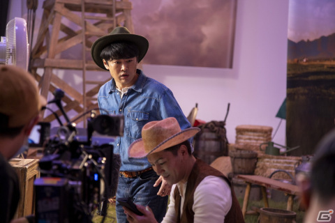 「ウォーキング・デッド：サバイバー」劇団ひとりさんと狩野英孝さんが出演するTVCM「撮影の合間に」篇が10月28日より放送決定！の画像49