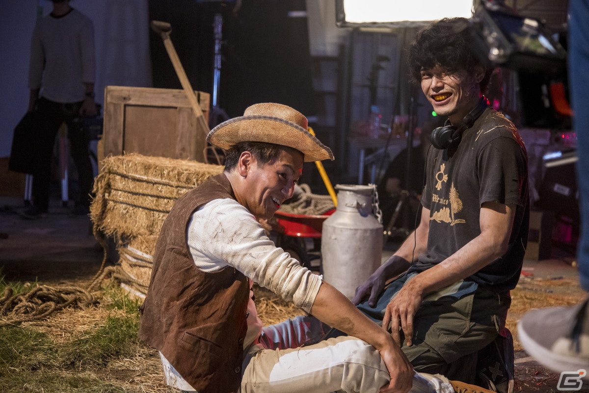 「ウォーキング・デッド：サバイバー」劇団ひとりさんと狩野英孝さんが出演するTVCM「撮影の合間に」篇が10月28日より放送決定！の画像26