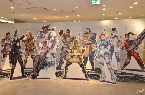 「Apex Legends」の新グッズや会場限定アイテムも！世界観を体験できるフォトスポットも充実のPOP-UP STORE内覧会をレポートの画像1