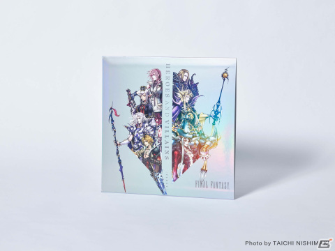 アナログレコード「HEROES AND VILLAINS - Select Tracks from the FINAL FANTASY Series FIRST」が発売！の画像1