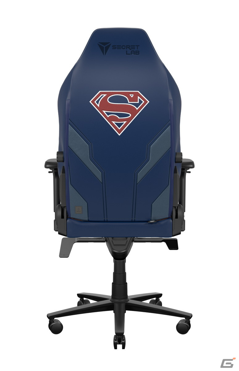 SecretlabのゲーミングチェアラインナップにDCのスーパーマンとフラッシュが登場！の画像7