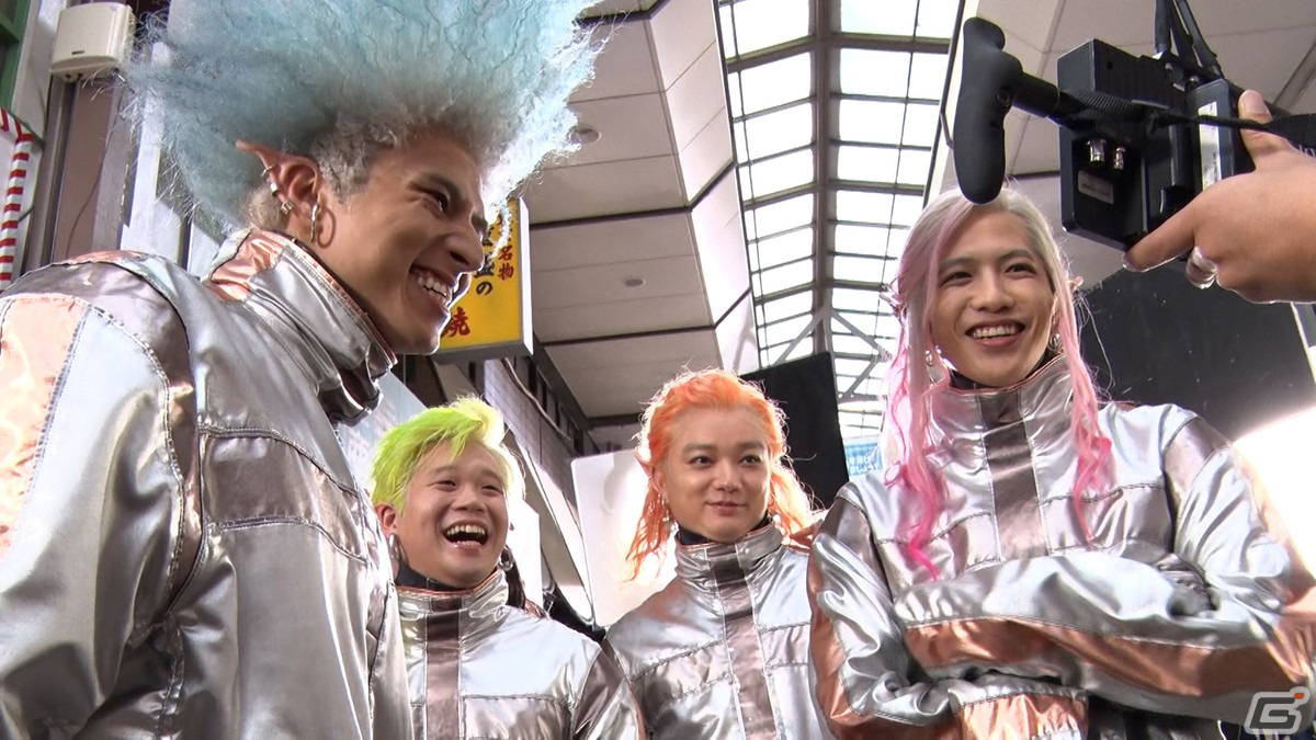 「モンスターストライク」のTVCM「福引」篇 が放送開始！お馴染みの宇宙人4人組がスマホを目指して福引に挑戦の画像32