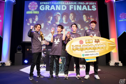 「ストリートファイターリーグ： Pro-JP 2021 グランドファイナル」の優勝は「v6プラス FAV Rohto Z！」に決定！の画像3