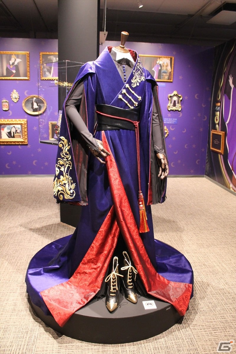 寮服の再現や設定画など貴重な資料が満載！「ディズニー ツイステッドワンダーランド展」をレポートの画像54