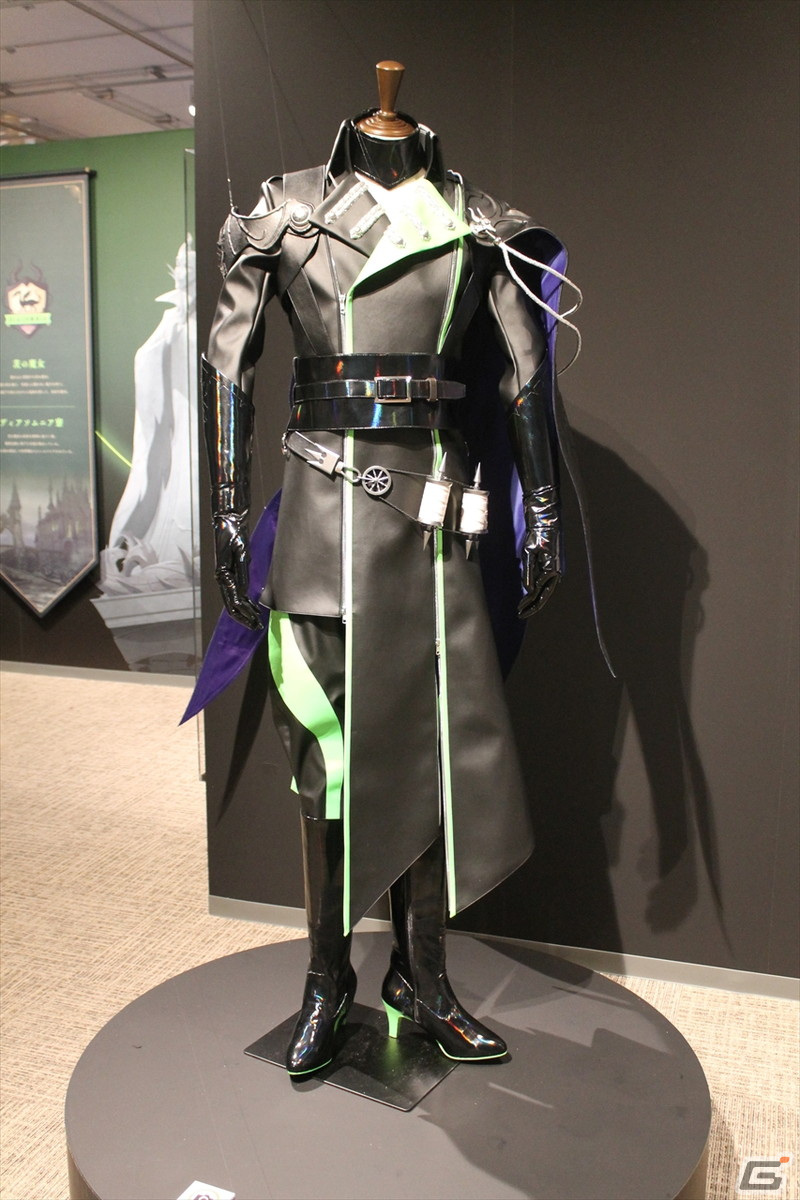 寮服の再現や設定画など貴重な資料が満載！「ディズニー ツイステッドワンダーランド展」をレポートの画像70