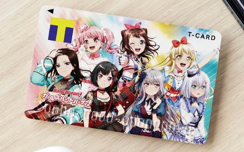 「バンドリ！ ガールズバンドパーティ！」5周年を記念したTカードが登場！新衣装をまとったボーカル7人の描き下ろしイラストを使用