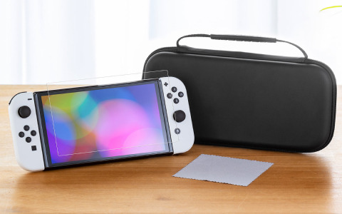 Switch（有機ELモデル）を安全に持ち運べるセミハードケースが発売！ガラスフィルムやクリーニングクロスも付属