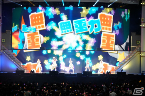 出演者49人で全50曲を披露！「アイドルマスター シンデレラガールズ」10周年ツアーファイナル公演DAY1レポートの画像12