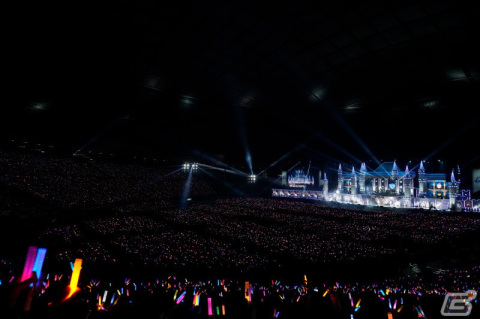 出演者49人で全50曲を披露！「アイドルマスター シンデレラガールズ」10周年ツアーファイナル公演DAY1レポートの画像25