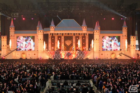 出演者49人で全50曲を披露！「アイドルマスター シンデレラガールズ」10周年ツアーファイナル公演DAY1レポートの画像8