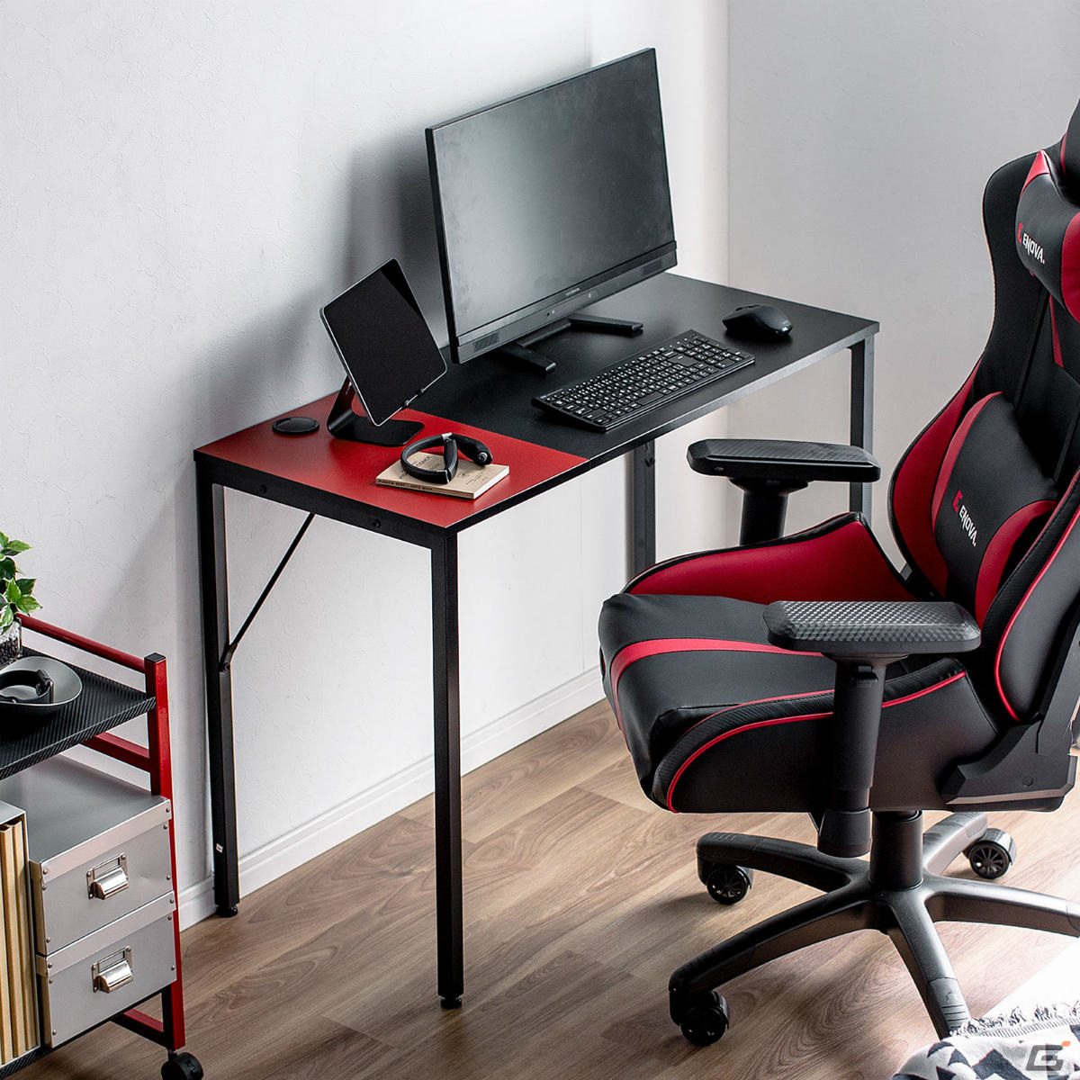 幅100cm×奥行45cmのコンパクトなゲーミングデスク「100-DESKF041BK1
