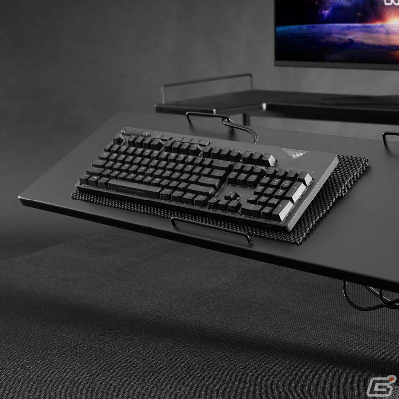 ベッドゲーマーのためのゲーミングテーブルがバウヒュッテより発売！ベッドに寝ころんだまま快適なプレイを実現の画像19
