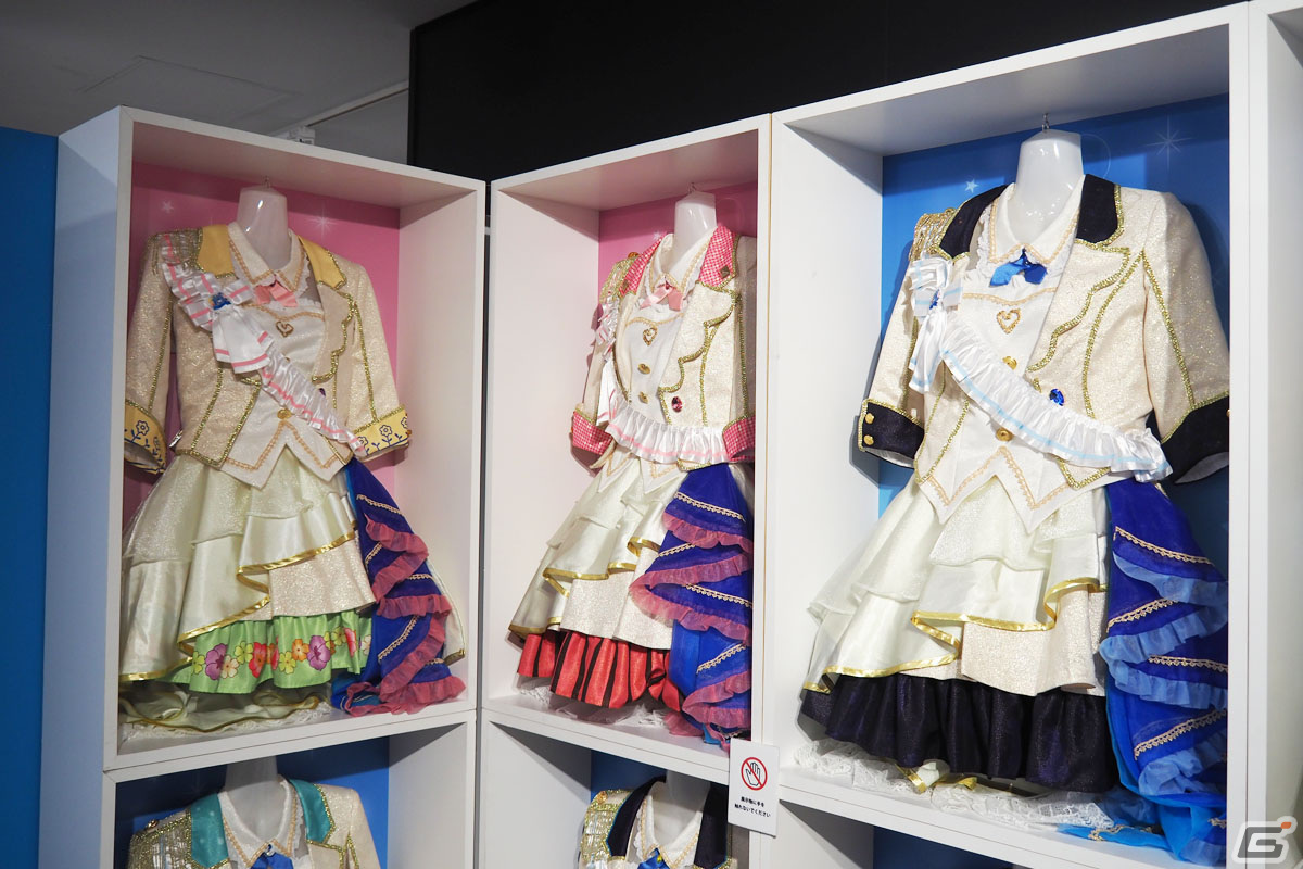 「アイドルマスター シンデレラガールズ」10周年ツアーの裏側も楽しめる企画展「M@GICALCOLLECTION!!!」をレポートの画像29