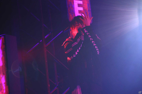 「ブラックスター -Theater Starless-」ライブツアー「BLACK TOUR 2022」の横浜公演レポートが到着！の画像9