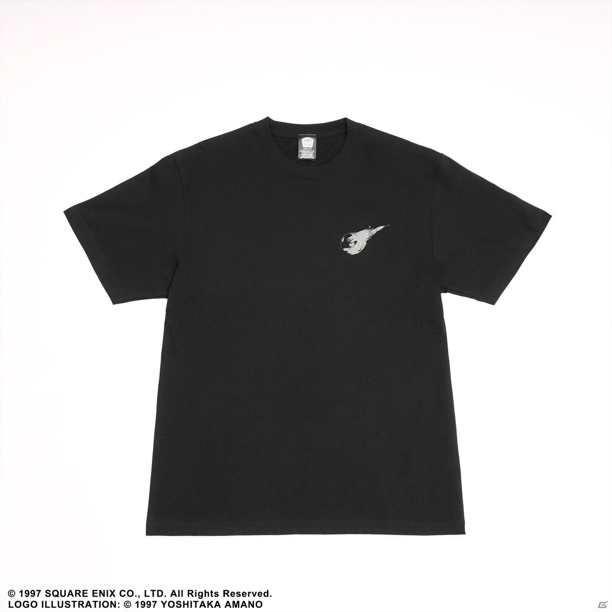「ファイナルファンタジーVII」25周年記念ロゴがデザインされたTシャツやガラスプレートなどが登場！の画像1