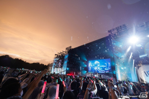 RAISE A SUILEN×Morfonica「Mythology Chapter 2」、RAISE A SUILEN LIVE 2022「OVERKILL」が富士急ハイランド・コニファーフォレストで開催の画像9