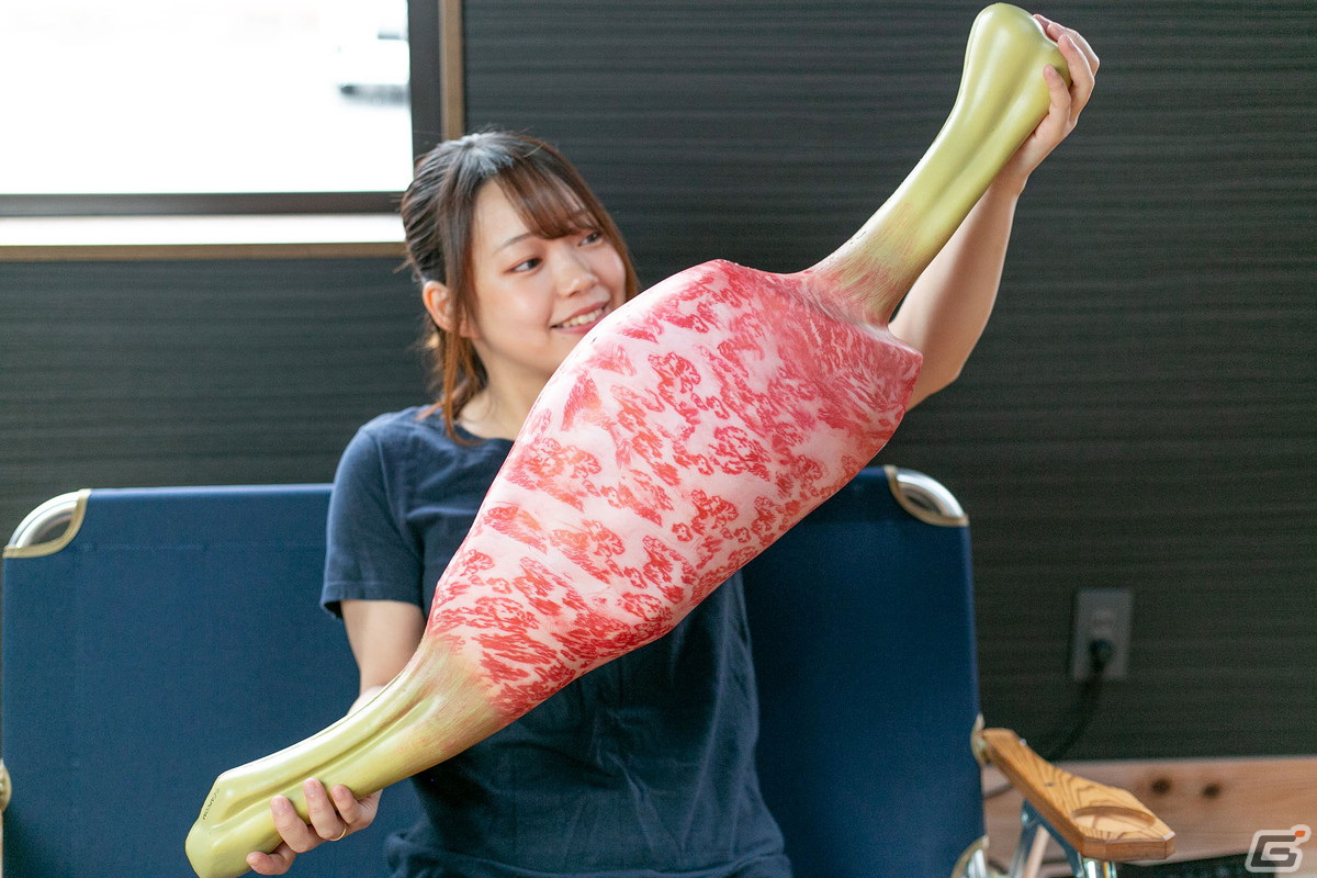 「モンスターハンターライズ」関連グッズが発売！実寸サイズ「こんがり肉」＆「生肉」型の多目的まくらが登場の画像17