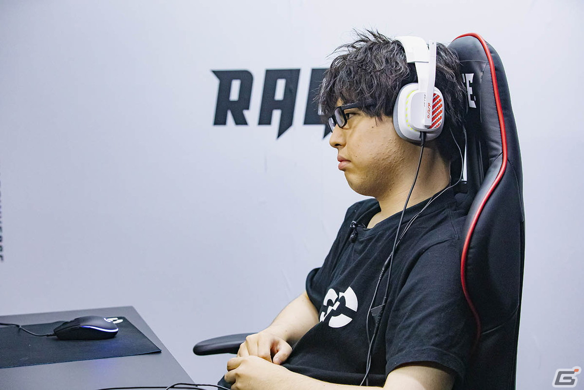 「RAGE Shadowverse 2022 Summer GRAND FINALS」の熱戦を制し王者の座を手にしたのは“ういはら選手”！の画像10