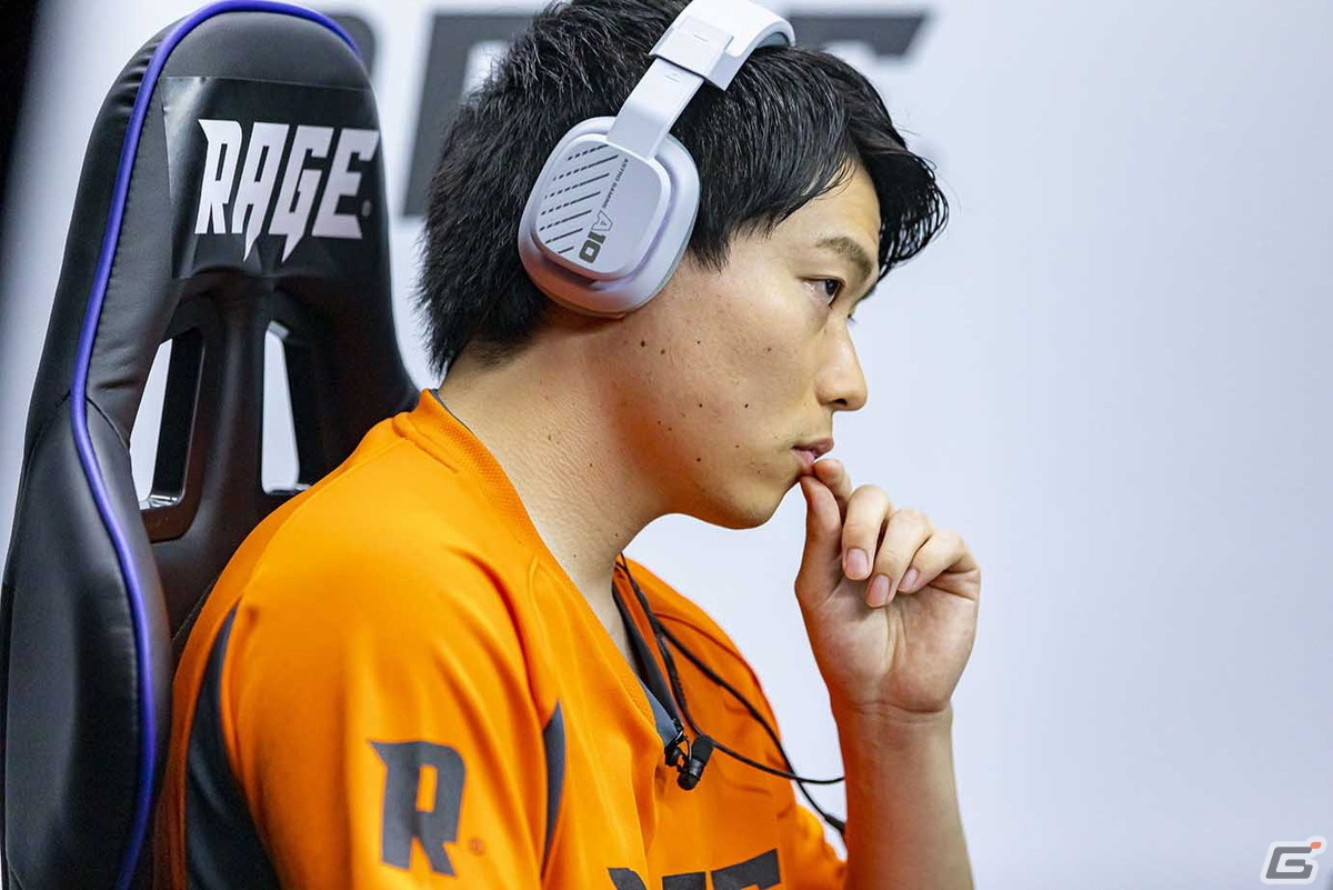 「RAGE Shadowverse 2022 Summer GRAND FINALS」の熱戦を制し王者の座を手にしたのは“ういはら選手”！の画像3