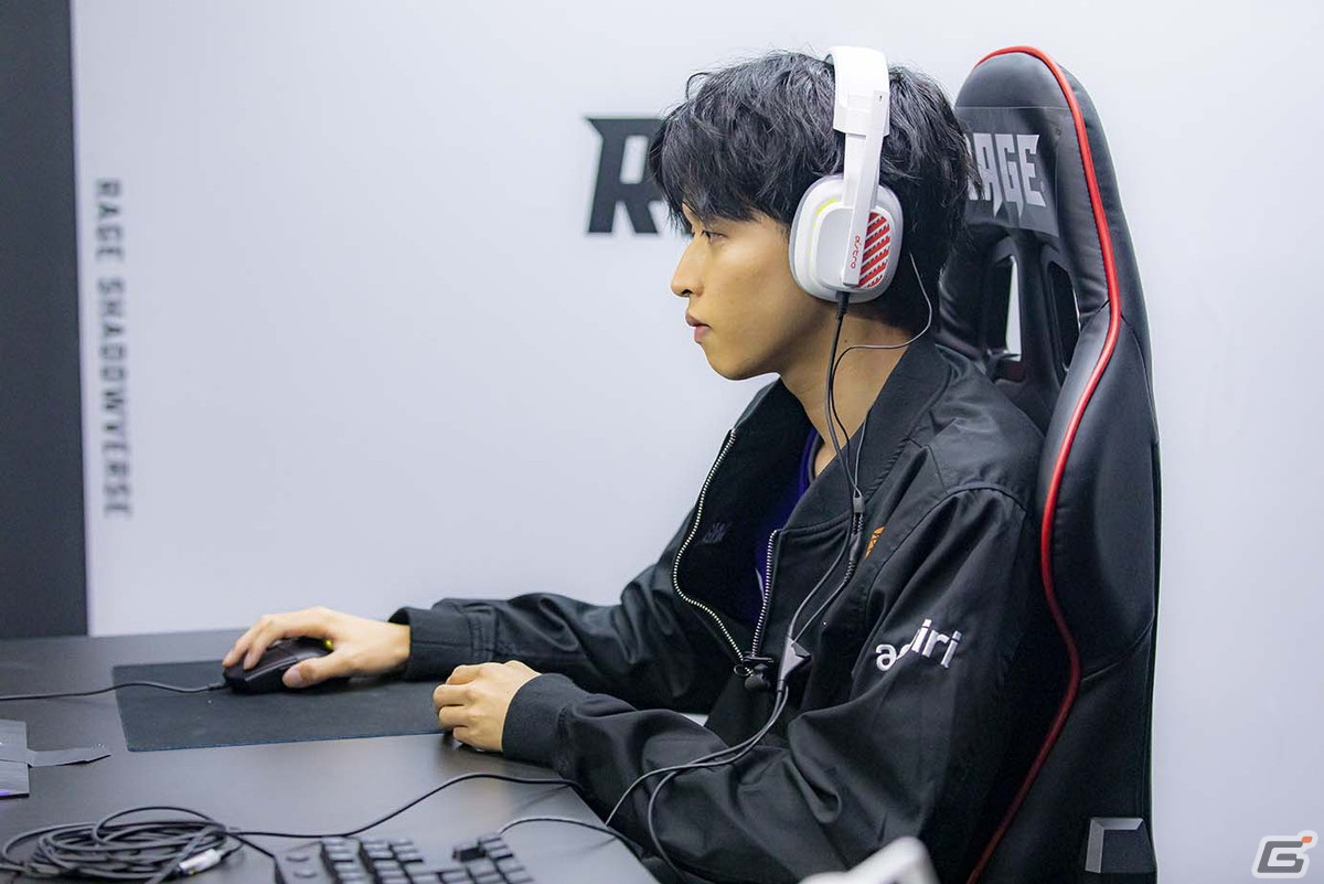 「RAGE Shadowverse 2022 Summer GRAND FINALS」の熱戦を制し王者の座を手にしたのは“ういはら選手”！の画像4