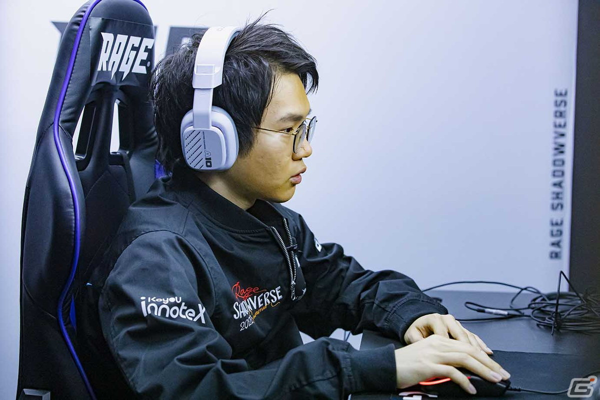 「RAGE Shadowverse 2022 Summer GRAND FINALS」の熱戦を制し王者の座を手にしたのは“ういはら選手”！の画像9