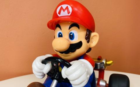「マリオカート」のR/Cモデルが登場！カートに搭乗するマリオやバギーに搭乗するヨッシーやピーチ姫をリアルに再現