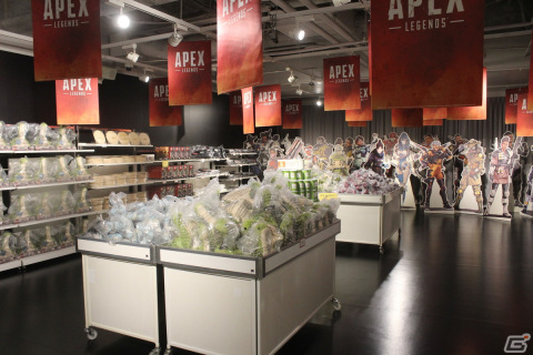 超個性的なドリンクに、巨大ネッシーのインパクトは抜群！「Apex Legends」初のコラボカフェ「ネッシーカフェ」メディア先行内覧会レポートの画像31