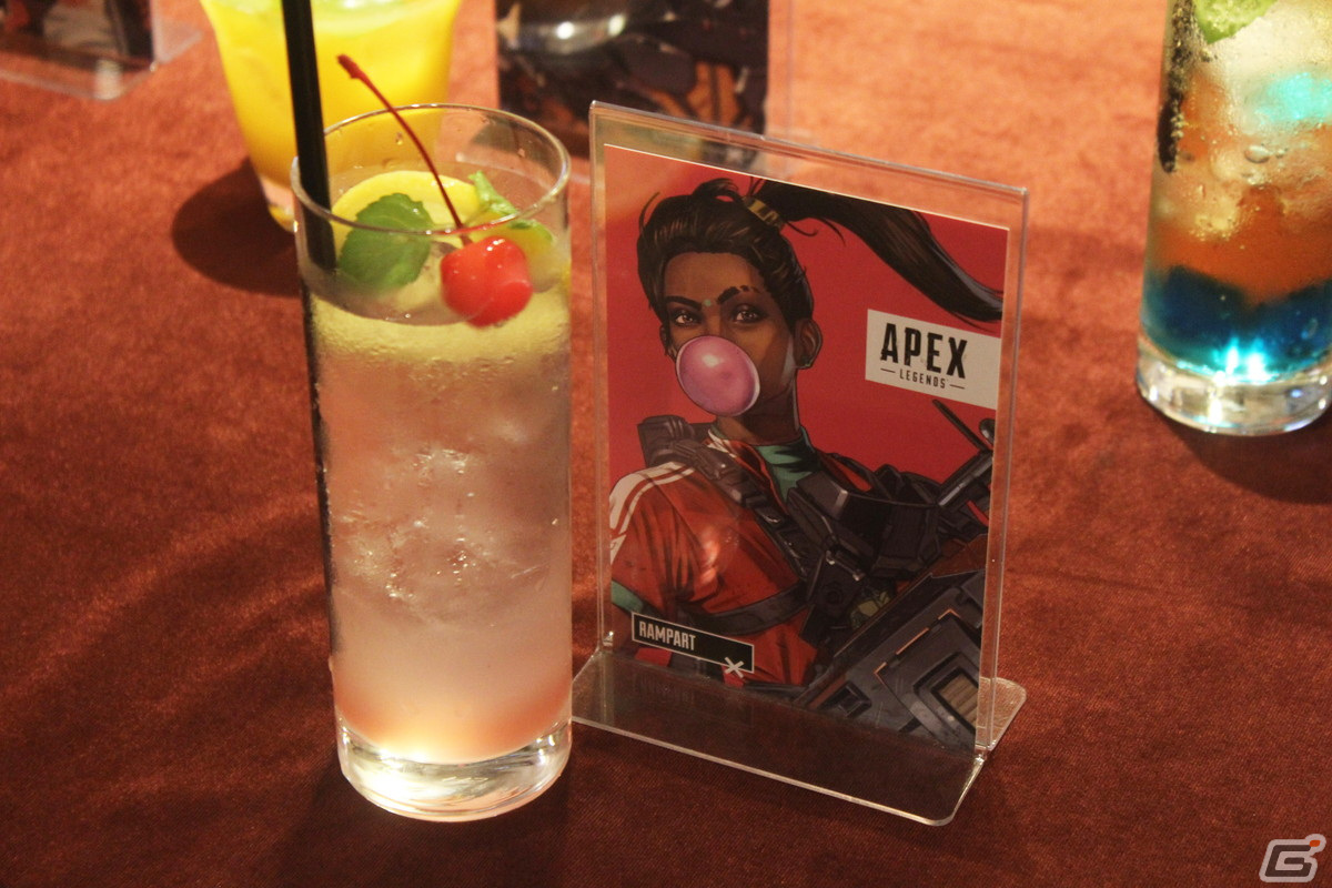 超個性的なドリンクに、巨大ネッシーのインパクトは抜群！「Apex Legends」初のコラボカフェ「ネッシーカフェ」メディア先行内覧会レポートの画像17