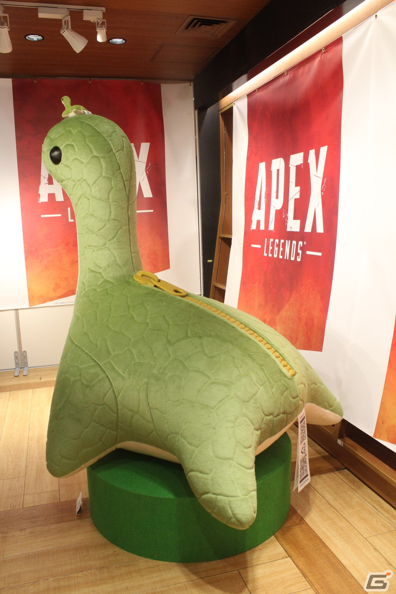 超個性的なドリンクに、巨大ネッシーのインパクトは抜群！「Apex Legends」初のコラボカフェ「ネッシーカフェ」メディア先行内覧会レポートの画像2
