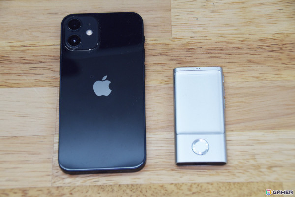離れた場所からスマートフォンやパソコンを操作可能！ゲーム動画の視聴にも使える小型タッチパッド「CheerTok」を紹介の画像2