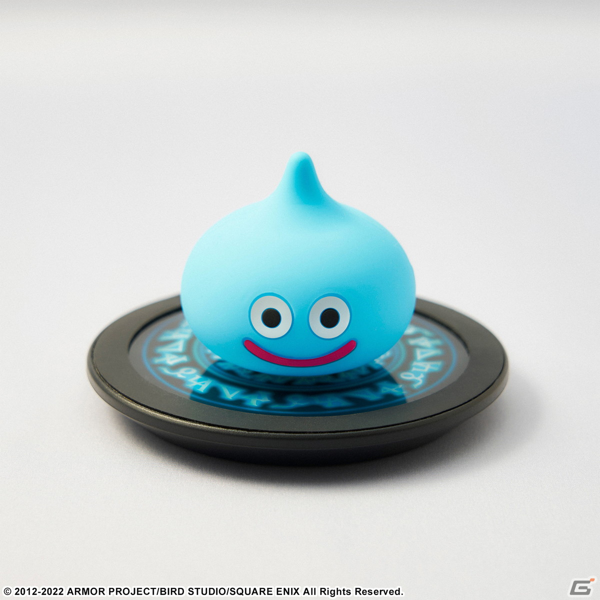 「ドラゴンクエスト」ロトの紋章やザオラルの演出でスマホを充電可能なワイヤレス充電パッドと4種のジグソーパズルが発売決定！の画像7