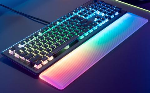 ROCCATからTITAN II光学式スイッチを搭載したゲーミングキーボード「Vulcan II Max」が登場