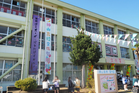 「プロセカ」リアルイベント「神山高校文化祭」の模様をレポート！演劇、屋台などの出し物が盛りだくさんの画像1