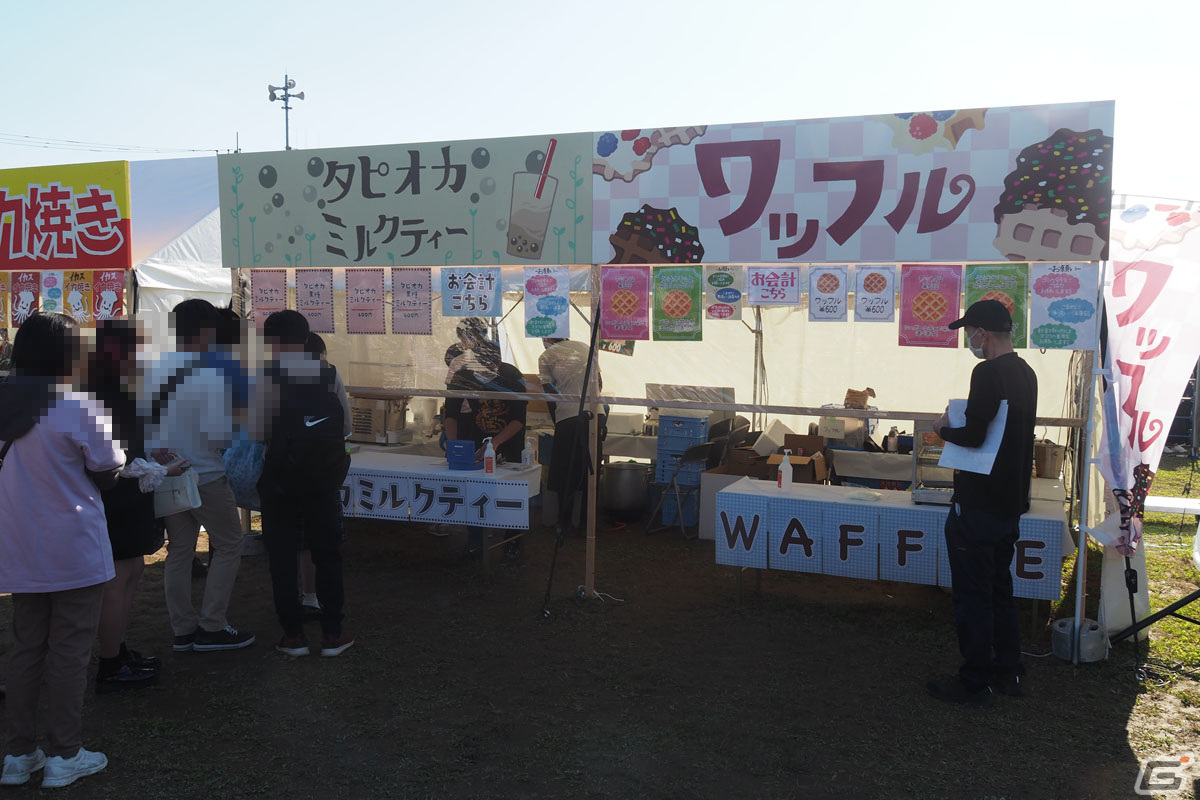 「プロセカ」リアルイベント「神山高校文化祭」の模様をレポート！演劇、屋台などの出し物が盛りだくさんの画像12