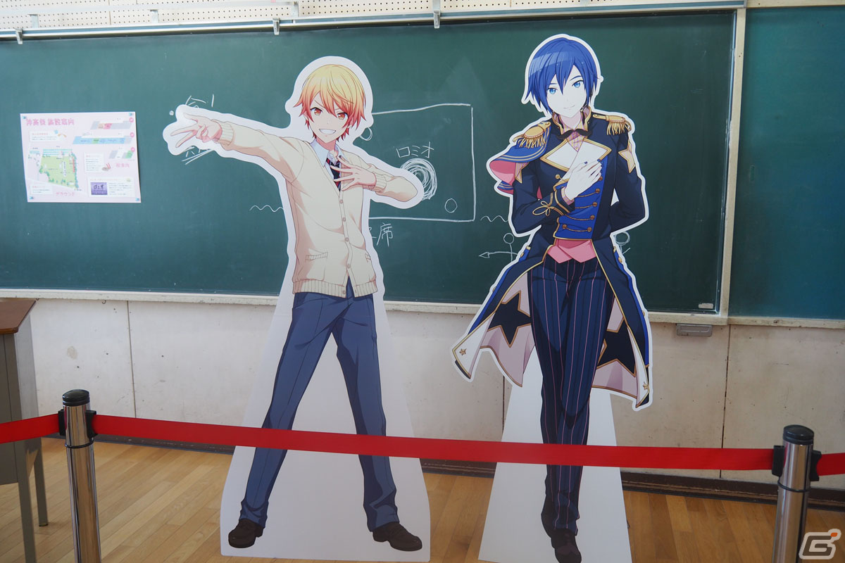 「プロセカ」リアルイベント「神山高校文化祭」の模様をレポート！演劇、屋台などの出し物が盛りだくさんの画像47