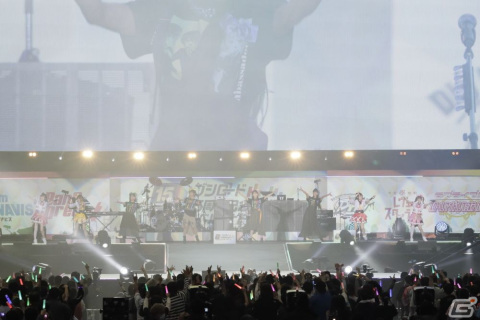 「ブシロード15周年記念ライブ in ベルーナドーム」が開催！声出し解禁で65曲を披露の画像1